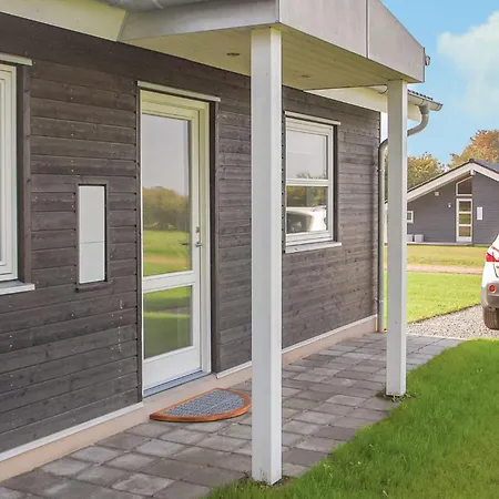 Three-bedroom Haderslev With A Fireplace 01 * Haderslev