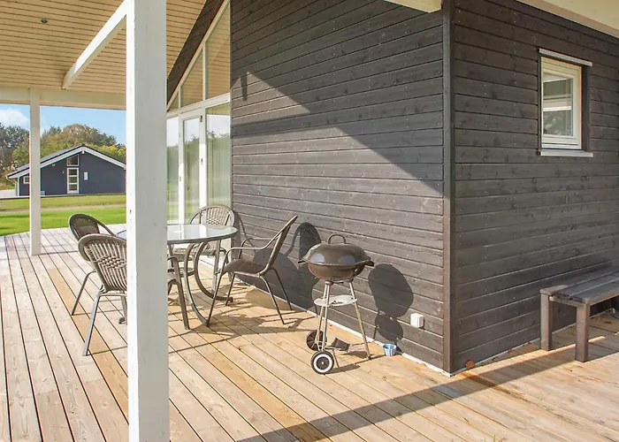 Three-bedroom With A Fireplace 01 Casa vacanze *