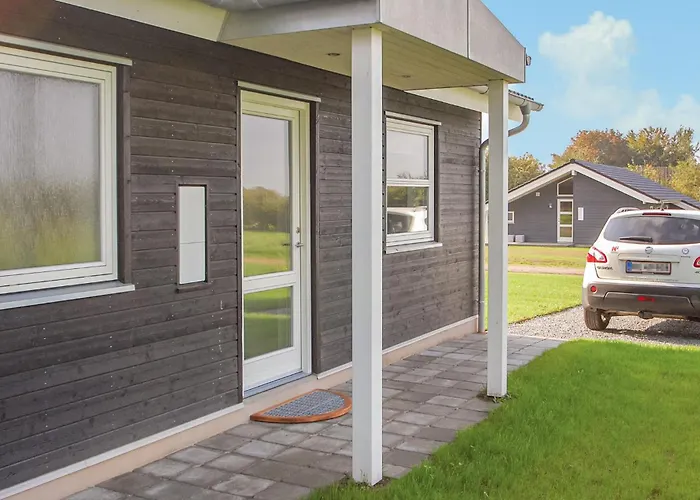 Three-bedroom With A Fireplace 01 * Haderslev